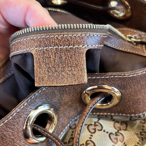 Gucci shoulder bag - Picture 13 of 14